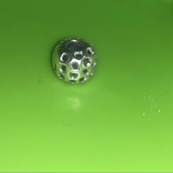 Pandora Jewelry - Pandora hearts charm clip ❤️